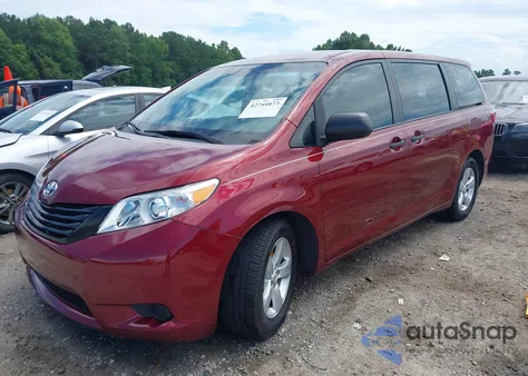2016 Toyota Sienna L 7 Passenger z USA, uszkodzony, nr VIN 5TDZK3DC7GS704548